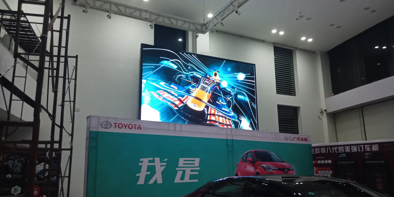 P2<a href=http://www.jkkk90.com/xiaojianju/ target=_blank class=infotextkey>小間距</a><a href=http://www.jkkk90.com target=_blank class=infotextkey>led顯示屏</a>價格