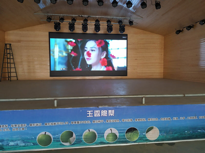 室內<a href=http://www.jkkk90.com/xiaojianju/ target=_blank class=infotextkey>小間距</a><a href=http://www.jkkk90.com target=_blank class=infotextkey>led電子屏</a>